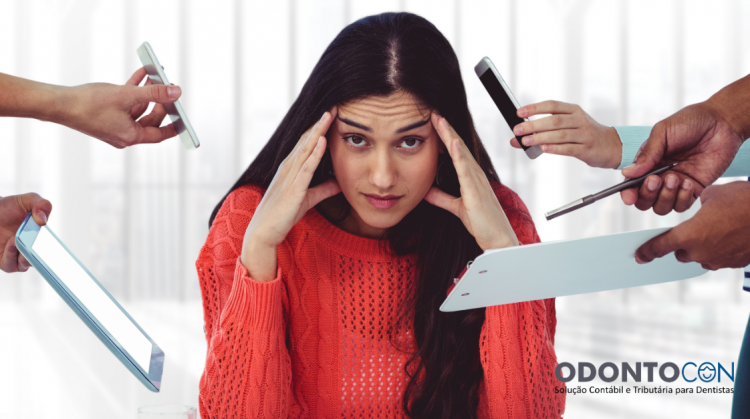 TERCEIRIZAÇÃO: VANTAGENS E DESVANTAGENS PARA O SEU NEGÓCIO terceirizacao vantagens e desvantagens para o seu negocio odontocon 750x419 - TERCEIRIZAÇÃO: VANTAGENS E DESVANTAGENS PARA O SEU NEGÓCIO